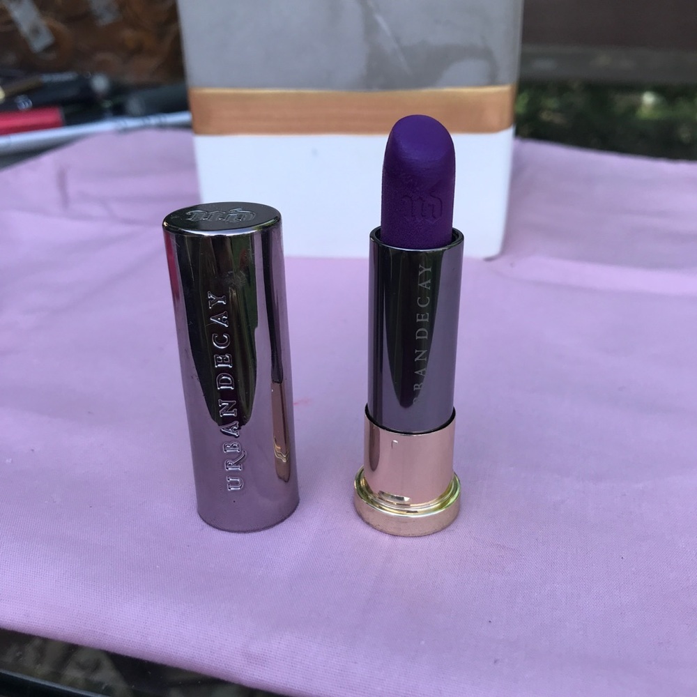 Urban Decay lipstick 💄